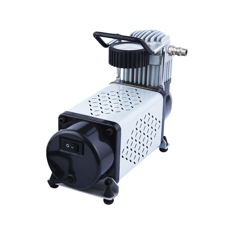 오프로드 모험에 차량 공기 압축기가 필수적인 이유는 무엇입니까?